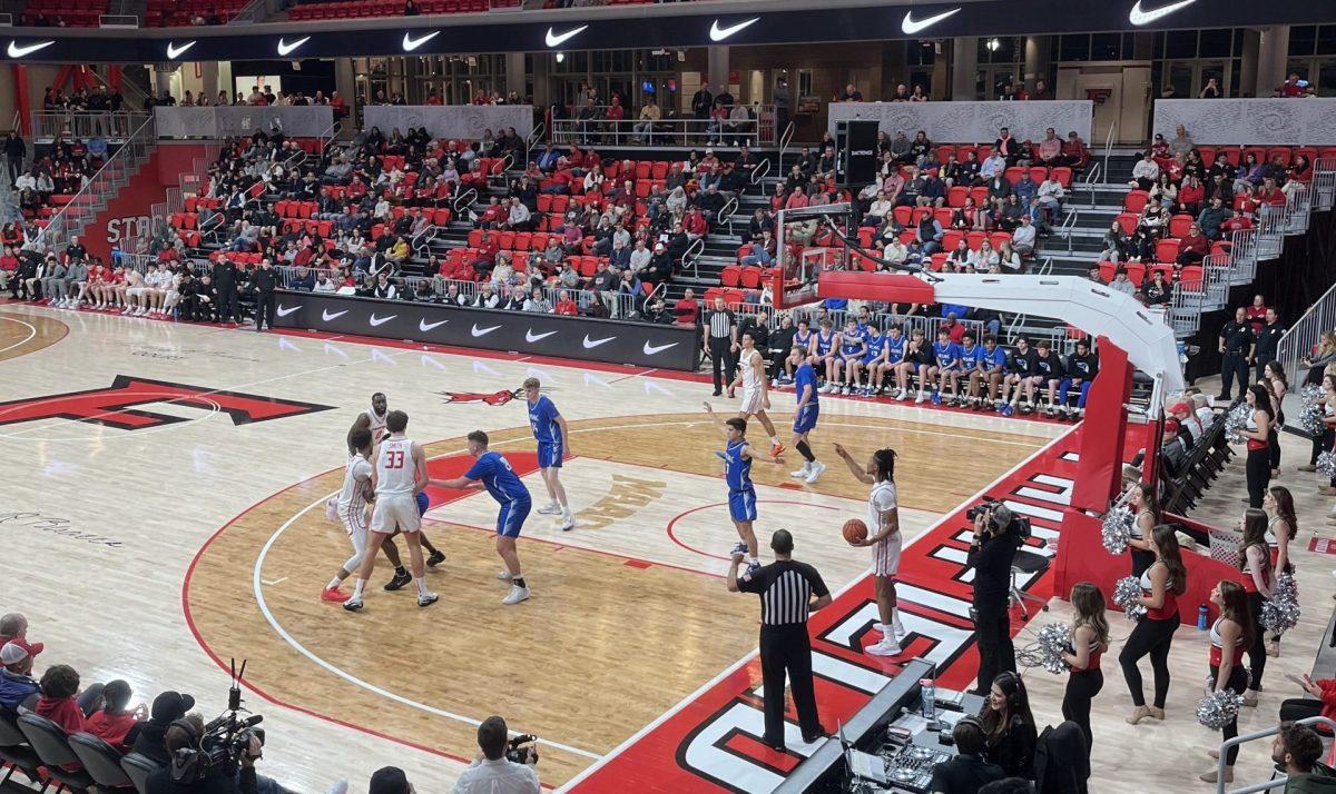 Stags Win Home Opener Against Mount Saint Mary