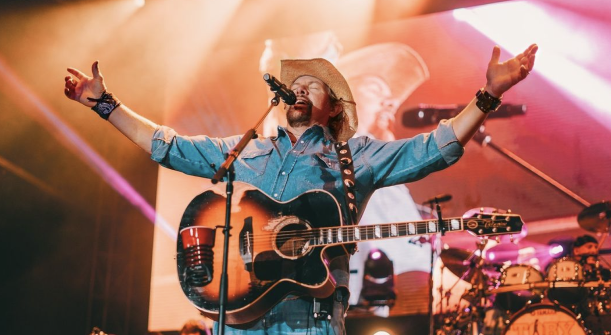 Photo courtesy of @Tobykeith Instagram