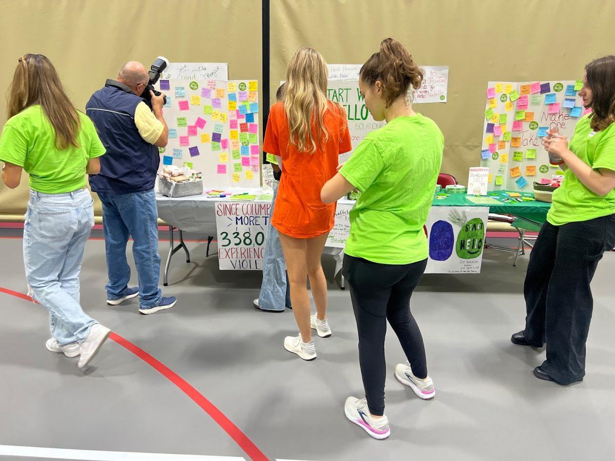 Fairfield First-Selectman and Students Participate in ‘Start with Hello’ 5K, raising over $1,500 in donations