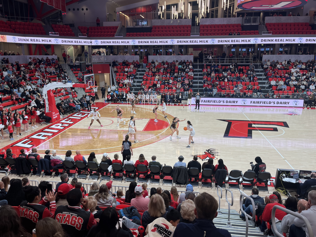 Stags Blitz Lehigh 88-60 in Home Opener