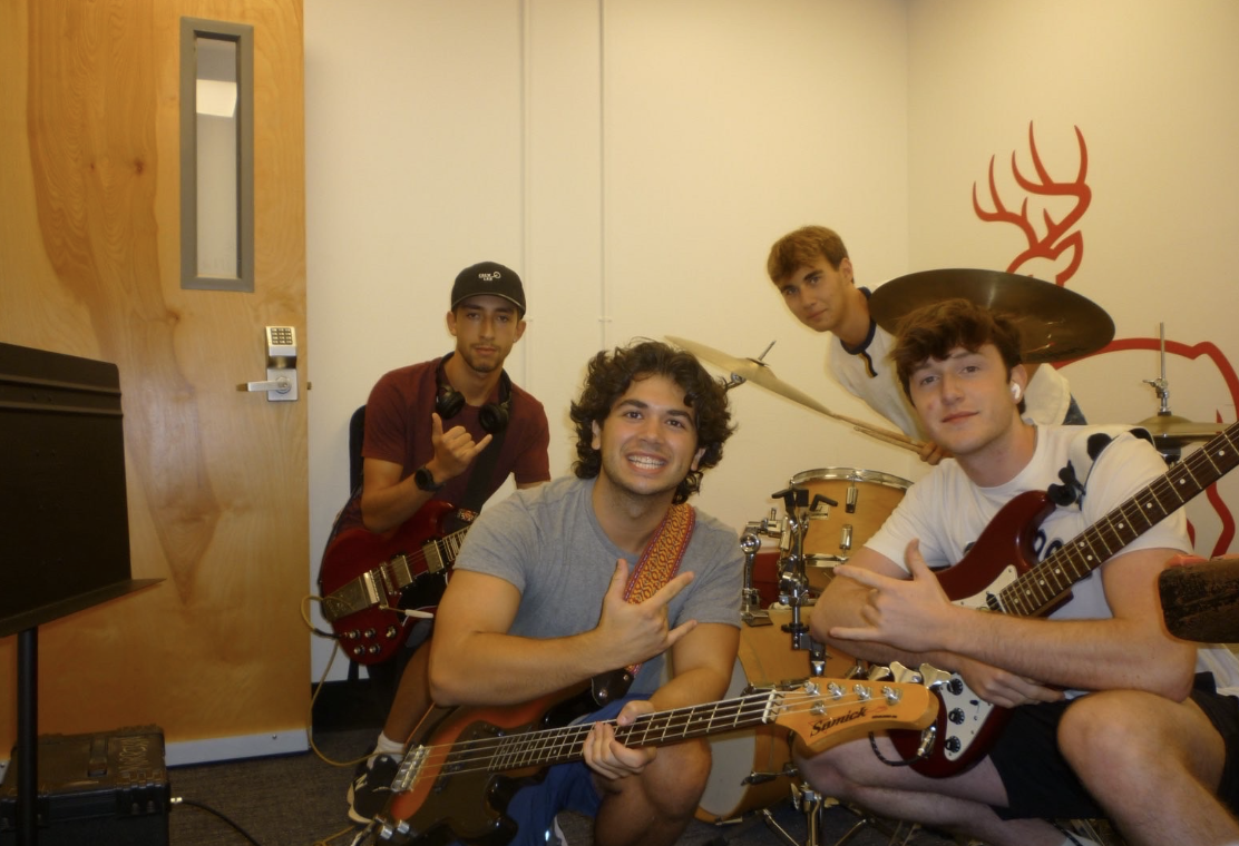 “Krent” Takes the Stage as a New Band on Campus