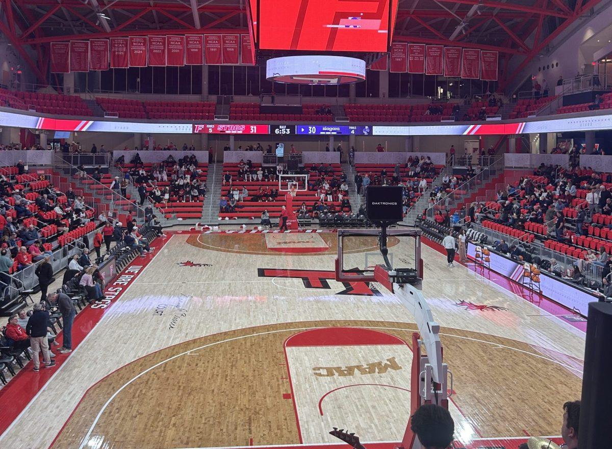 Williams' Late Game Three Helps Stags 'Find a Way to Win' Against Niagara